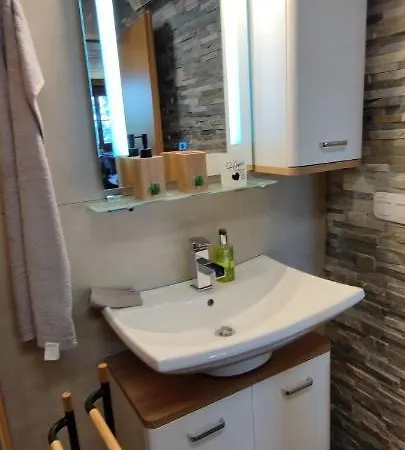 Spa-komfort-suite Kanzelhohe Gerlitzen 公寓 Deutschberg